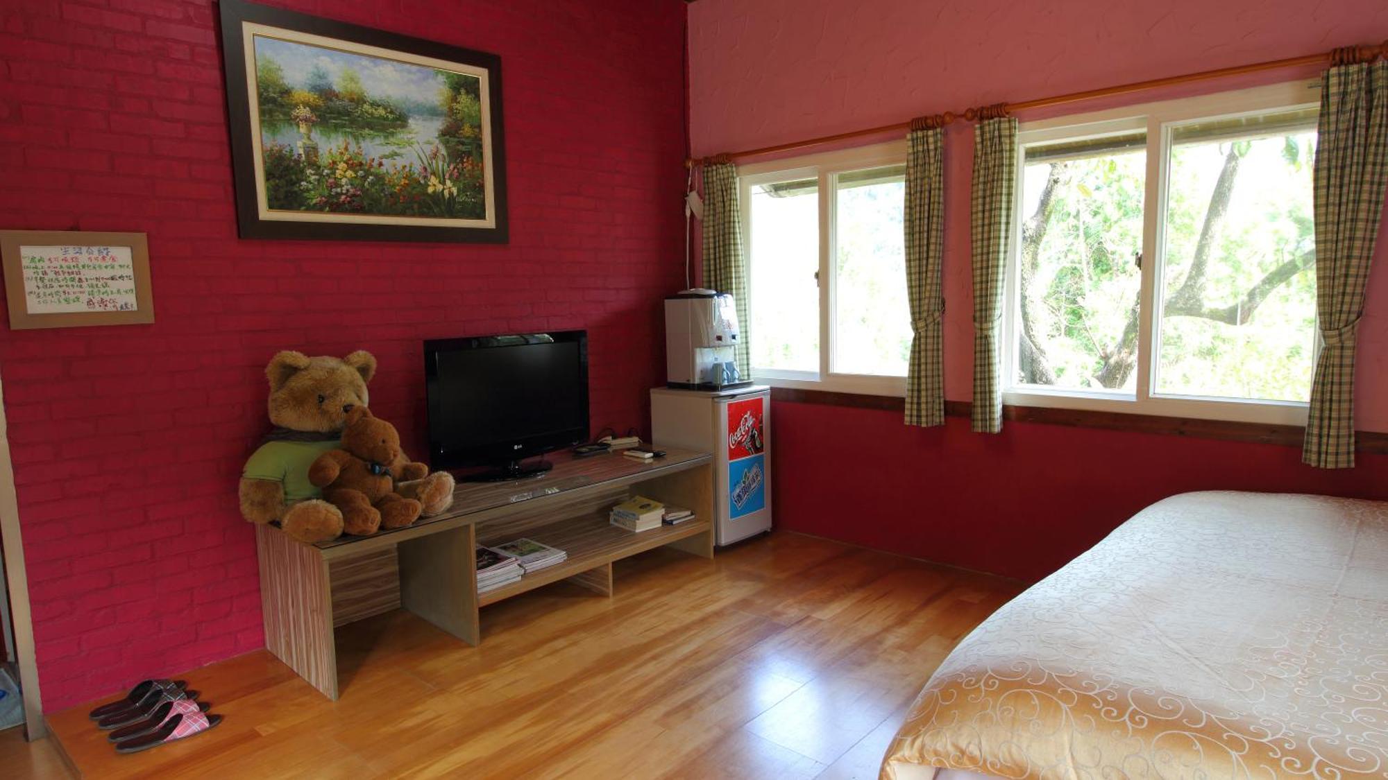 Old Farmer Homestay Zhudong Bagian luar foto