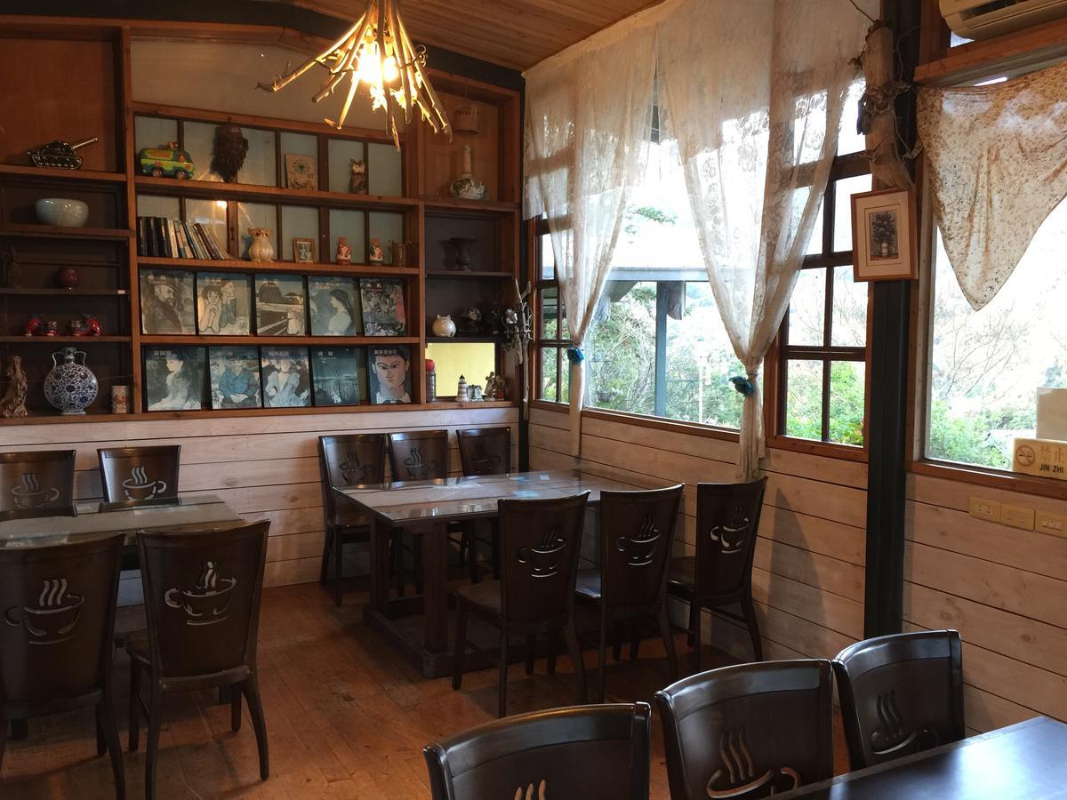 Old Farmer Homestay Zhudong Bagian luar foto