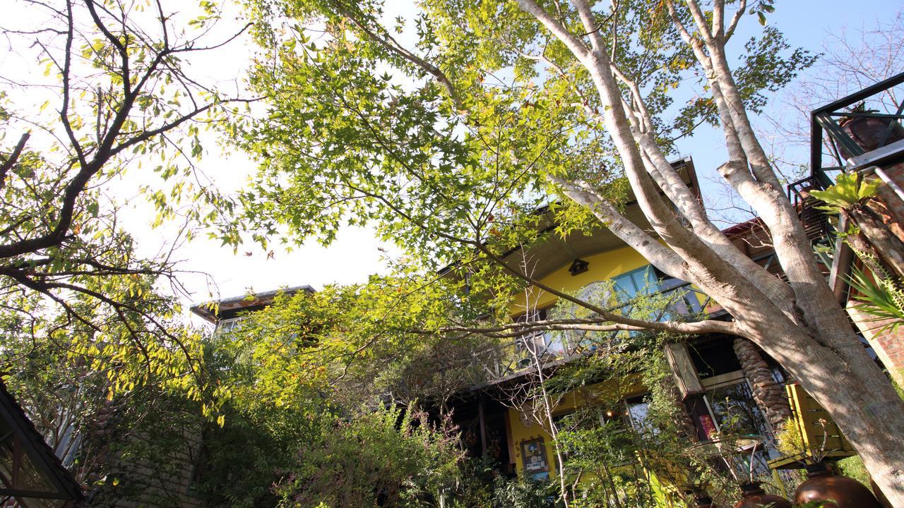 Old Farmer Homestay Zhudong Bagian luar foto