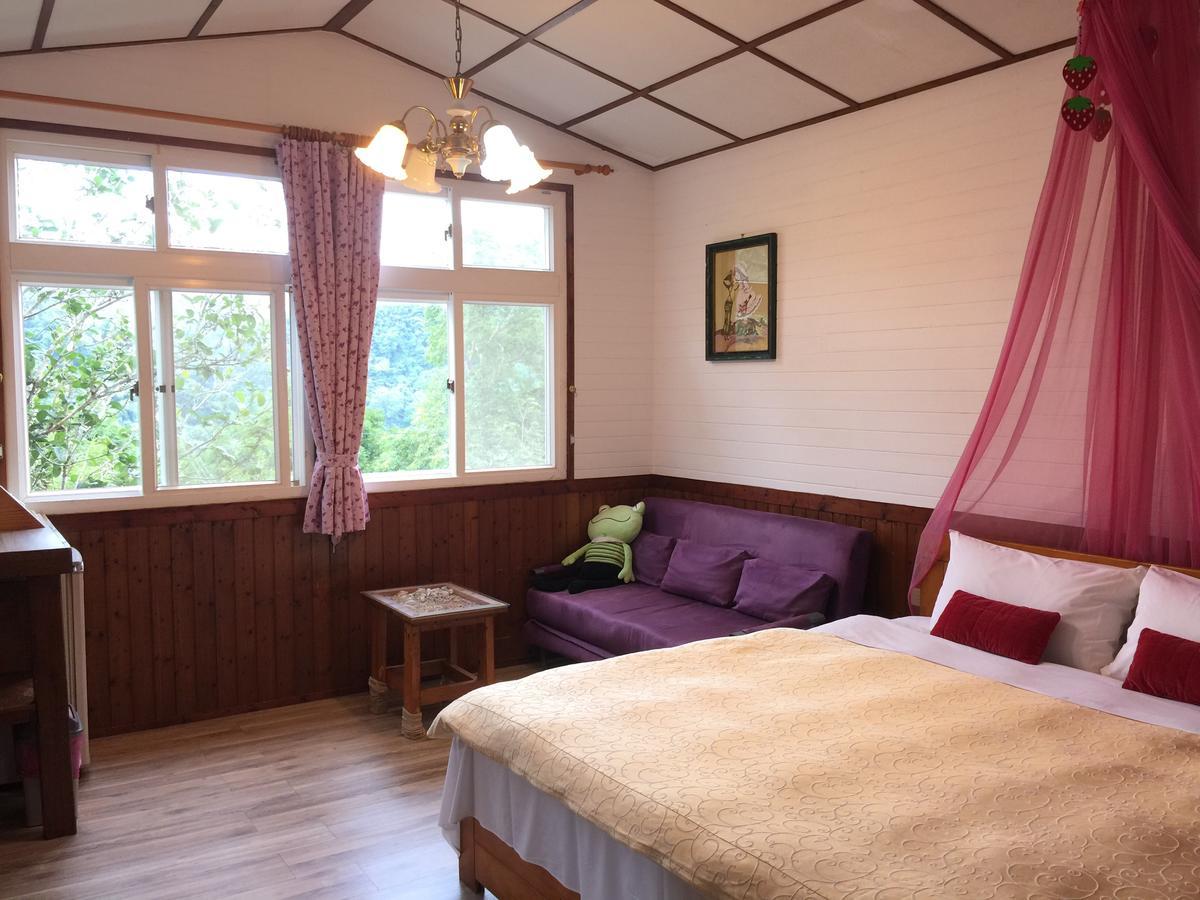 Old Farmer Homestay Zhudong Bagian luar foto